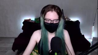 Amber (non-nude model)'s Webcam